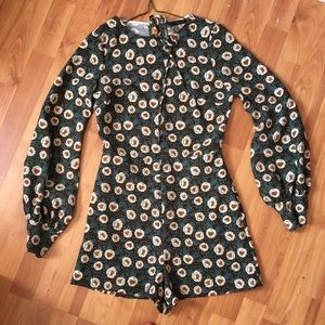 ZARA Trafaluc Floral V-Back Long Sleeve Romper